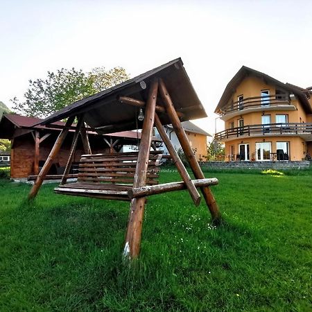 Casa Tamara Hotel Бран Екстериор снимка