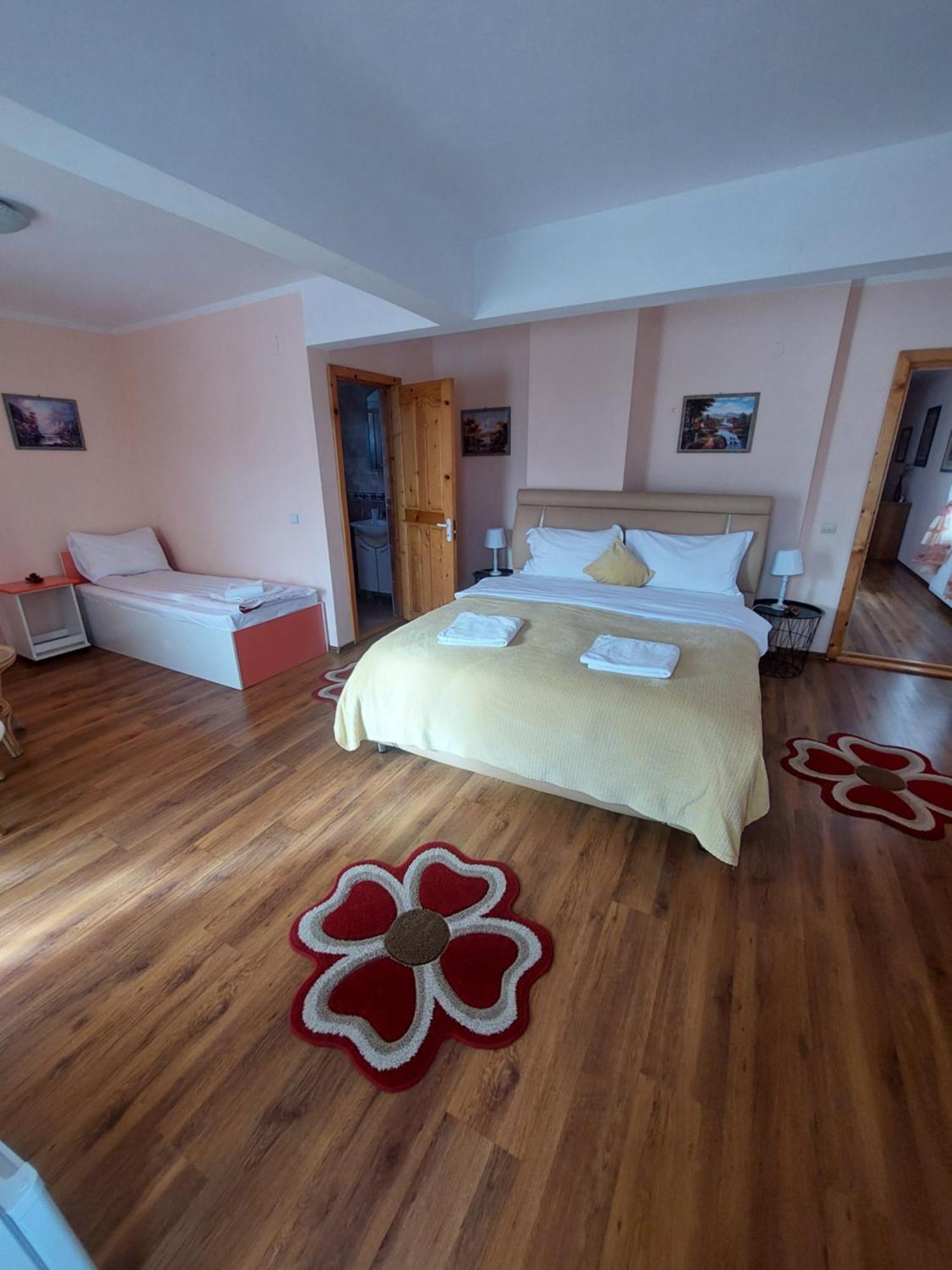 Casa Tamara Hotel Бран Екстериор снимка